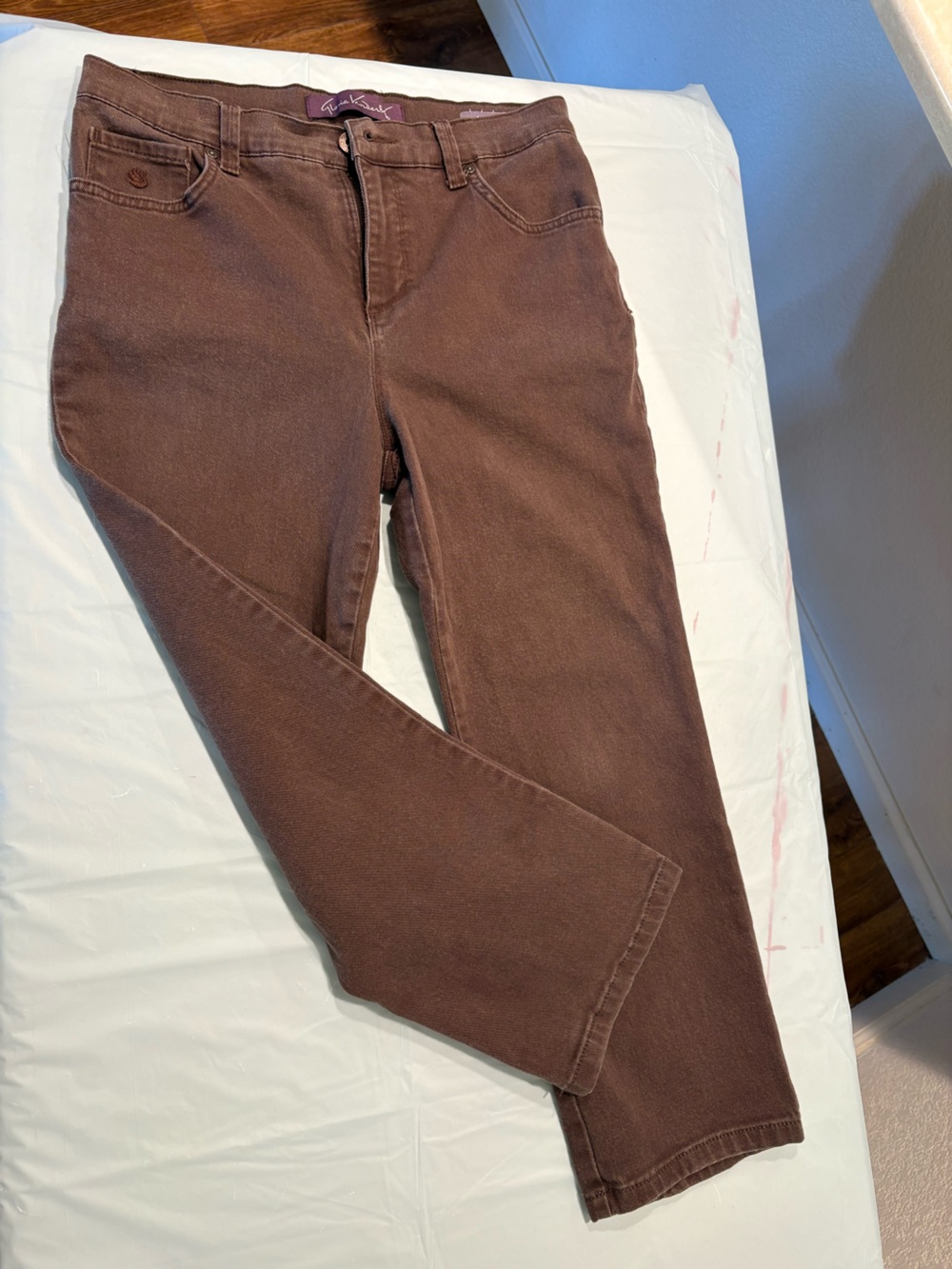 Slim Straight women’s Jeans in Dark Brown